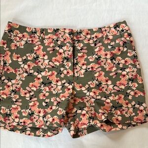 White House Black Market 5” Green and Pink Floral Shorts